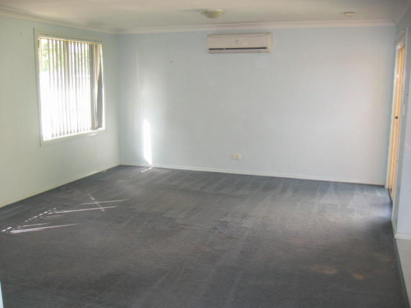 2B Whitcroft Place, Oxley Park NSW 2760