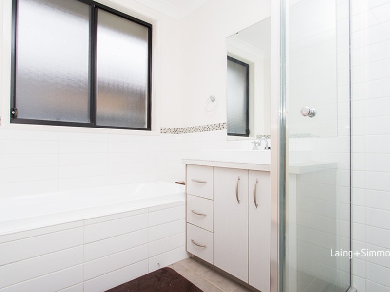 12 Drummond Avenue, Ropes Crossing NSW 2760