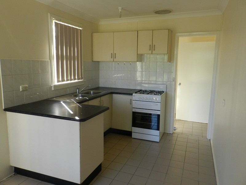 17 Gasmata Crescent, Whalan NSW 2770