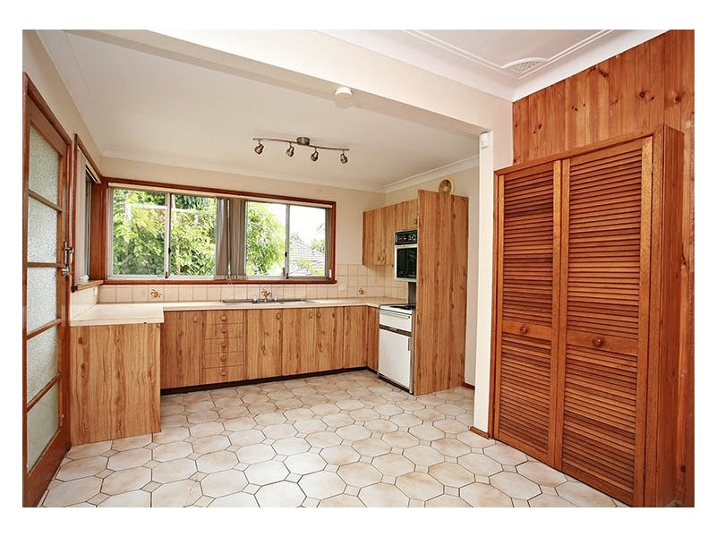 26 Glenore Road, Canterbury NSW 2193