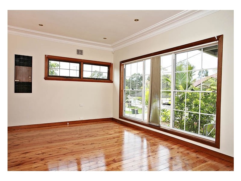 26 Glenore Road, Canterbury NSW 2193