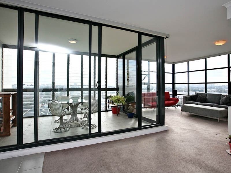 1101/221 Sydney Park Road, Erskineville NSW 2043