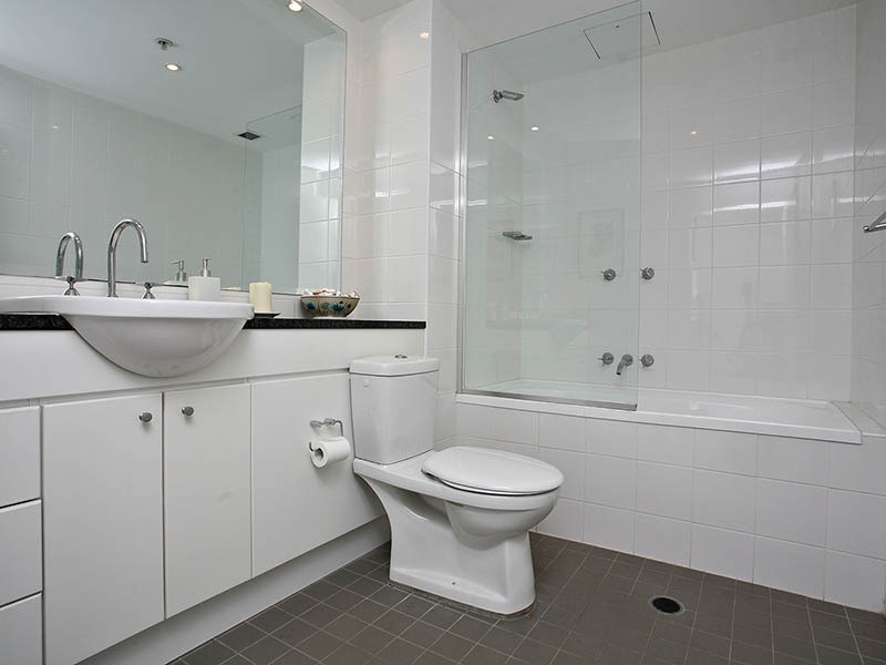 1101/221 Sydney Park Road, Erskineville NSW 2043