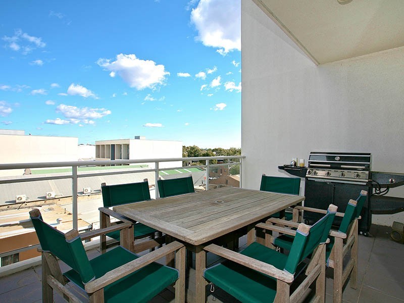 30/4 Gillespie Avenue, Alexandria NSW 2015