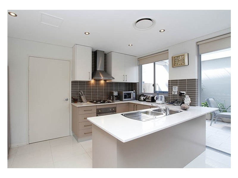 2/236 Rocky Point Road, Ramsgate NSW 2217