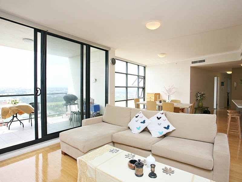 1603/221-229 Sydney Park Road, Erskineville NSW 2043