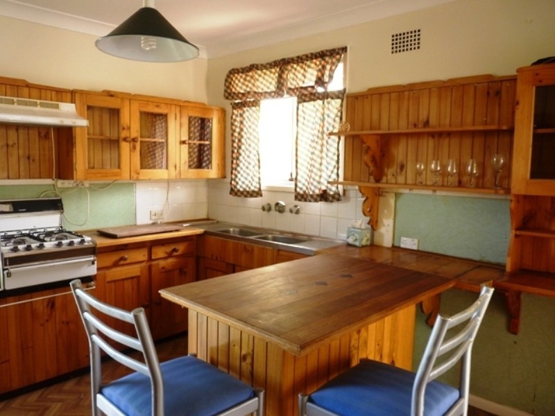 19 Cumberland Street, Georges Hall NSW 2198