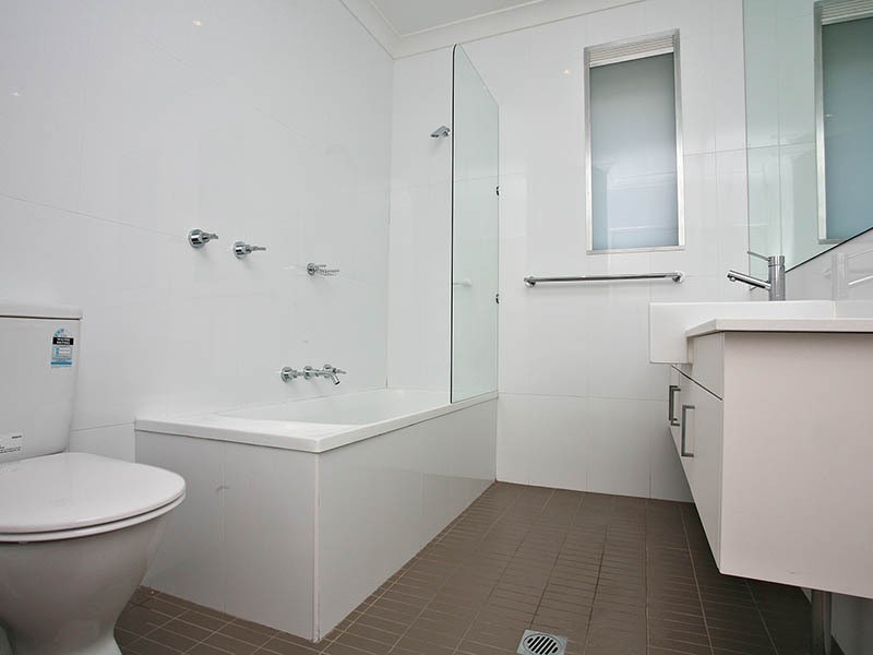 8/16 Sebastopol Street, Enmore NSW 2042