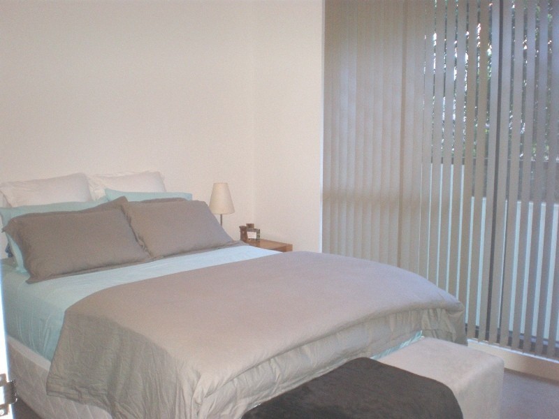 213/213/221-22 Sydney Park Road, Erskineville NSW 2043