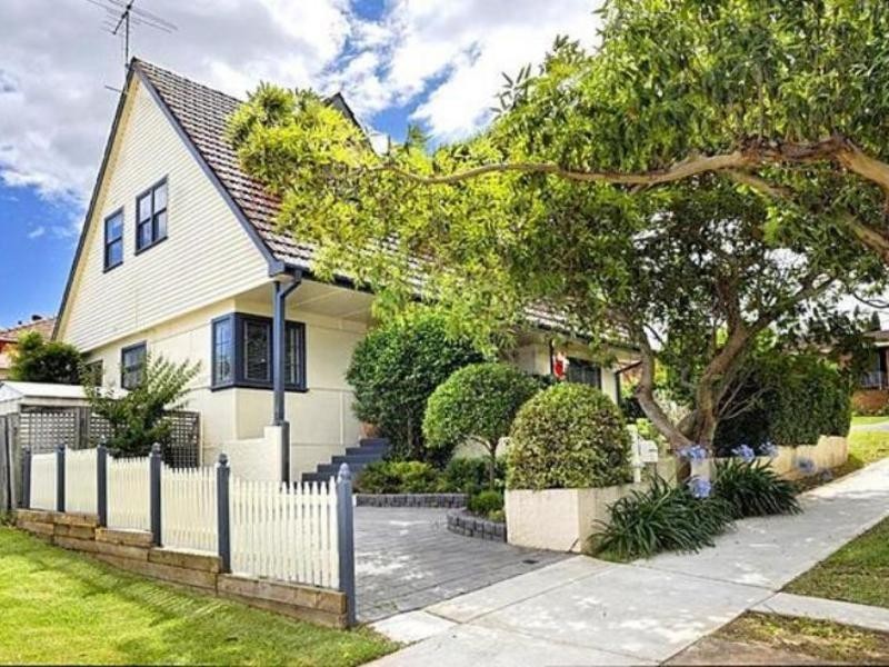 72 Hardwicke Street, Riverwood NSW 2210