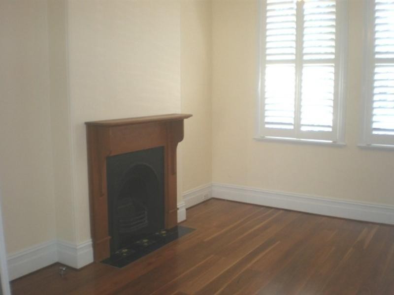 38 Holmwood St, Newtown NSW 2042