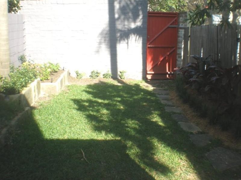 38 Holmwood St, Newtown NSW 2042