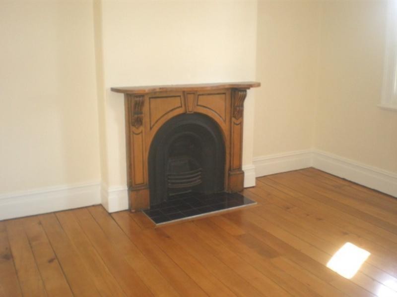 38 Holmwood St, Newtown NSW 2042