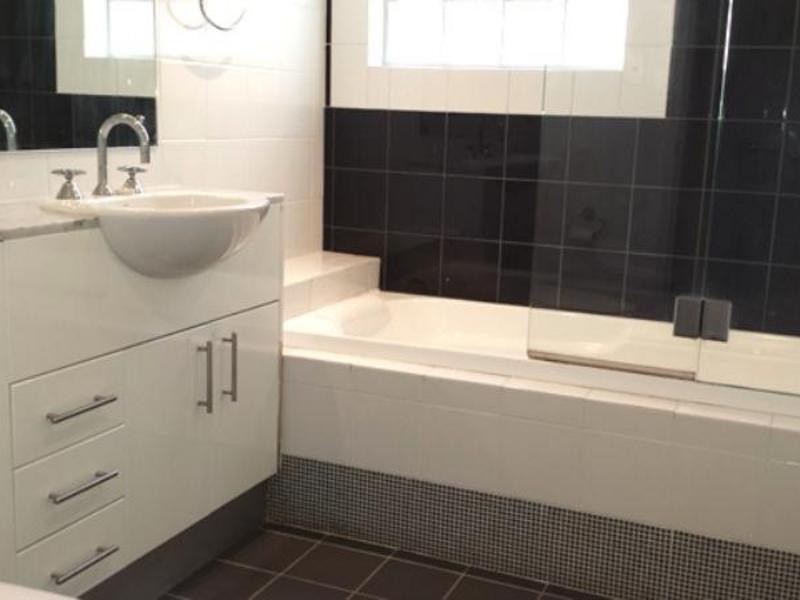 3/215 Wigram Road, Annandale NSW 2038