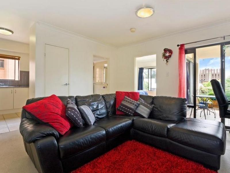 13 gibbons, Redfern NSW 2016