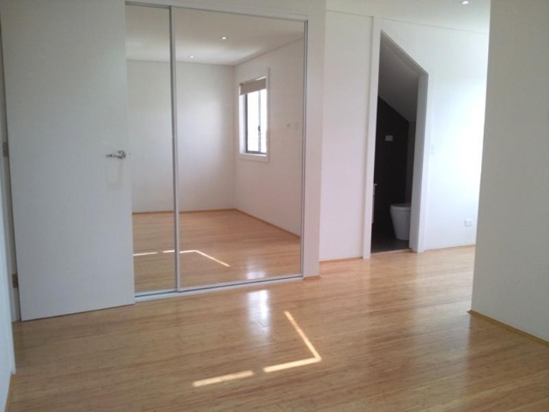 39A Grove Street, St Peters NSW 2044