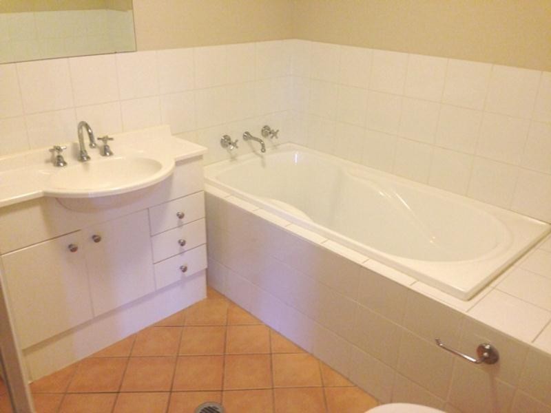 H104/1-5 Princes Hwy, St Peters NSW 2044