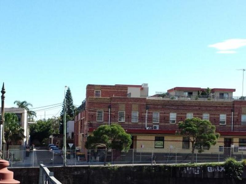 2/641 King Street, St Peters NSW 2044