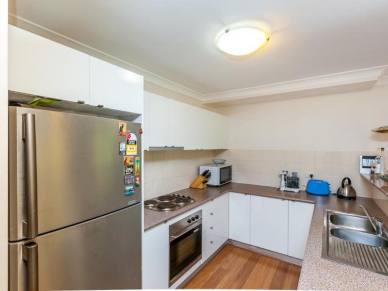 18/300 Mitchell Road, Alexandria NSW 2015