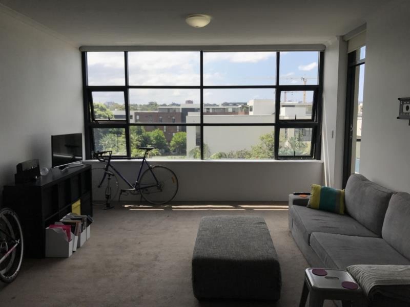 555/221-22 Sydney Park Road, Erskineville NSW 2043