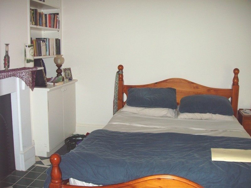 2/17 Cambridge Street, Enmore NSW 2042