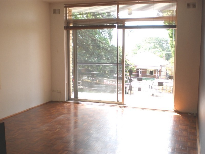 2/12 Meriton street, Gladesville NSW 2111