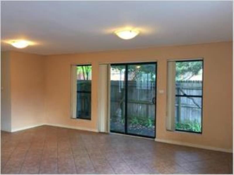 6/108 Illawarra Road, Marrickville NSW 2204