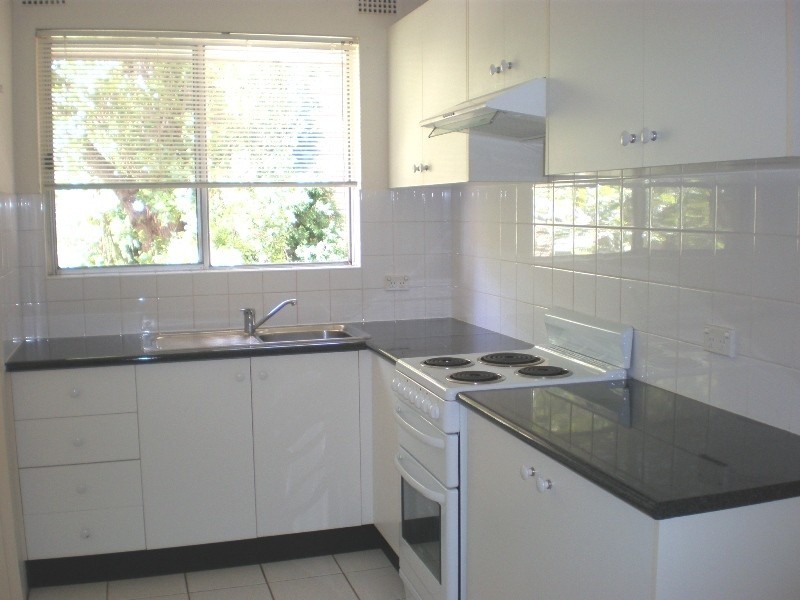 14/8-10 Schwebel Street, Marrickville NSW 2204