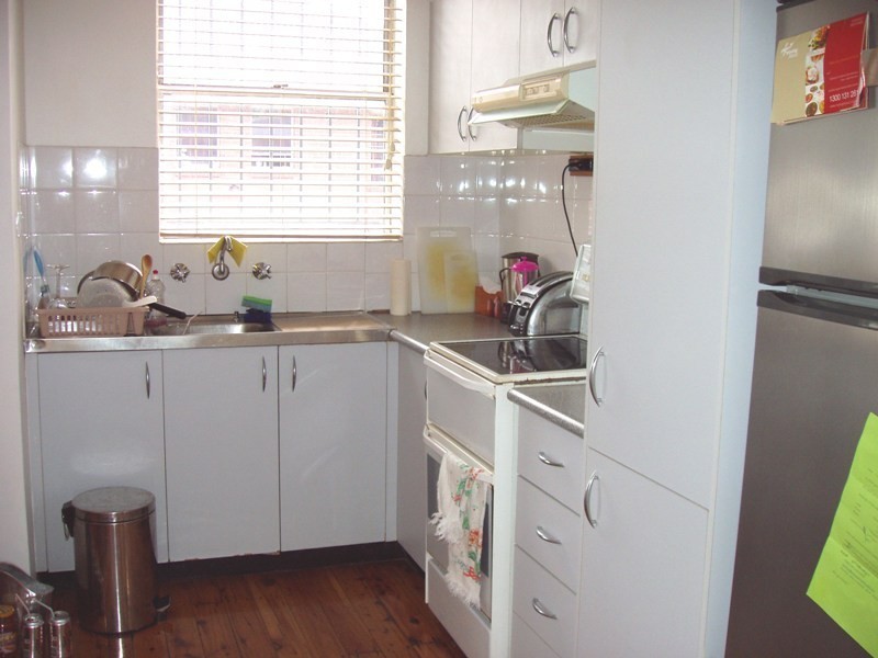 2/2 Silver Street, St Peters NSW 2044