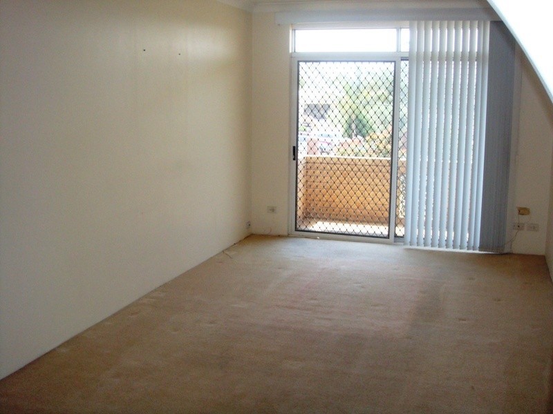 2/29 Alice St, Harris Park NSW 2150