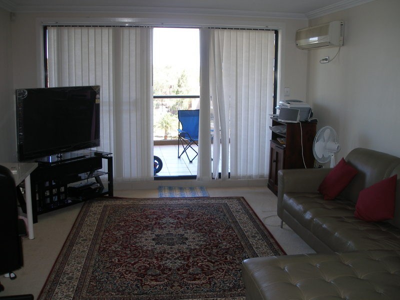 601/91-101B Bridge Road, Westmead NSW 2145