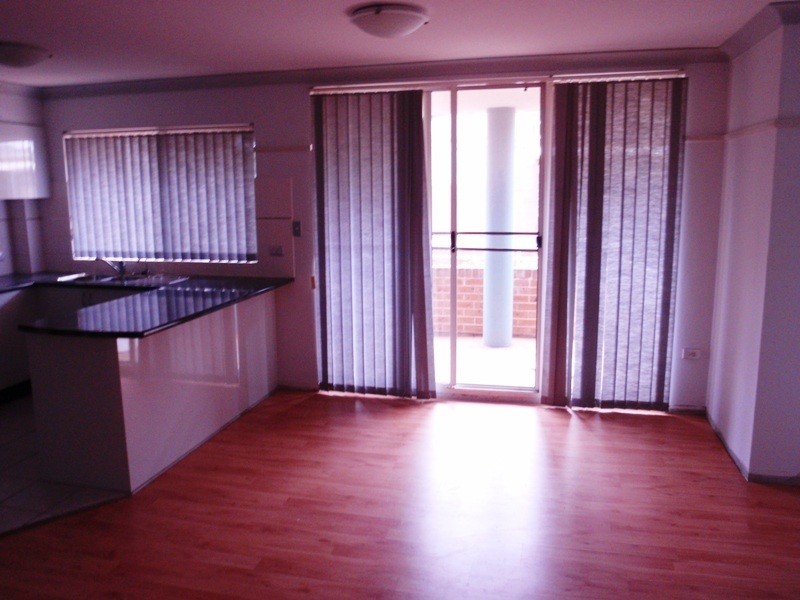 7/5-7 Tottenham St, Harris Park NSW 2150