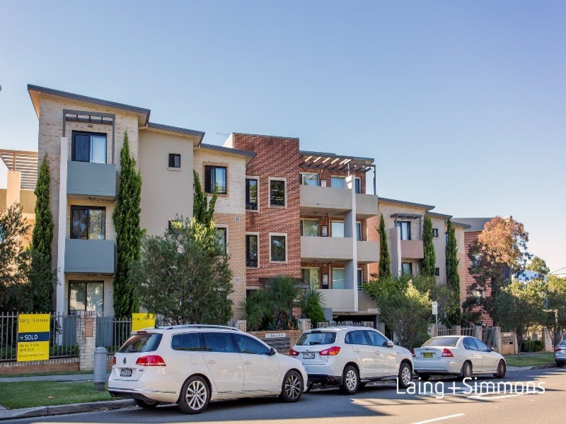 57/6-18 Redbank Rd, Northmead NSW 2152