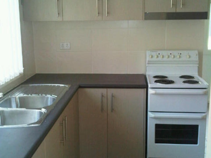 30 Burraboggee Road, Pendle Hill NSW 2145