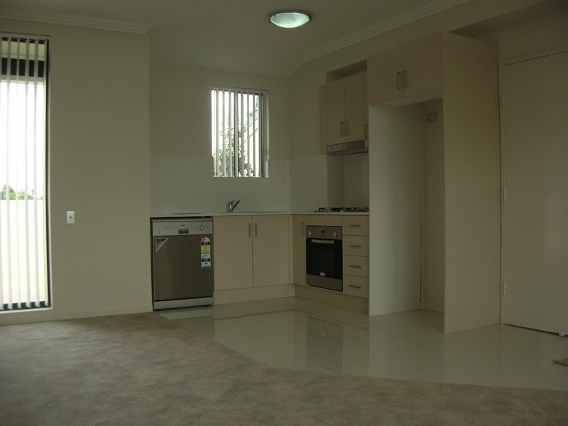 8/130 Station Street, Wentworthville NSW 2145