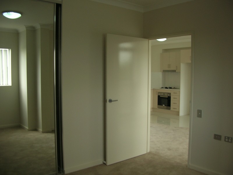 8/130 Station Street, Wentworthville NSW 2145