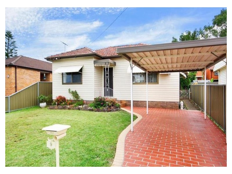9 Binda St, Merrylands NSW 2160