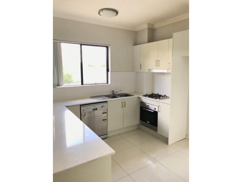 1/130 Station Street, Wentworthville NSW 2145
