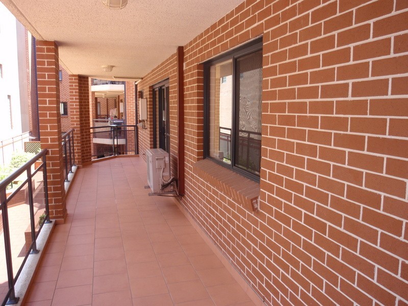 6/12 Kendall, Harris Park NSW 2150