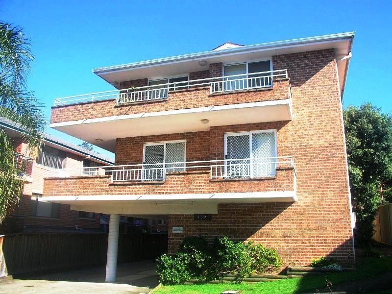 2/132 Good Street, Harris Park NSW 2150