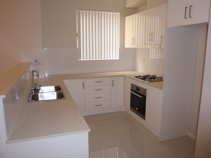 7 & 13/1 Amos Street, Westmead NSW 2145