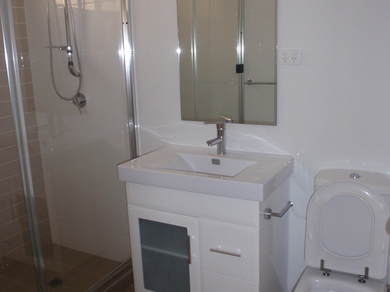 7 & 13/1 Amos Street, Westmead NSW 2145