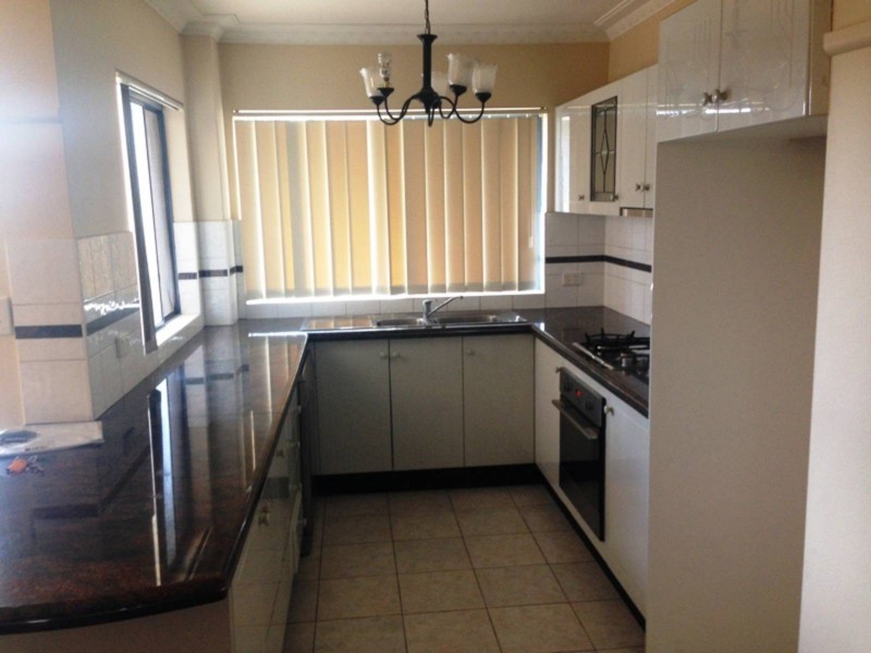 18/195 Hawkesbury Road, Westmead NSW 2145