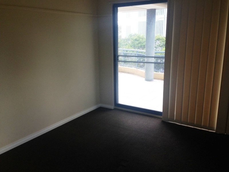 18/195 Hawkesbury Road, Westmead NSW 2145