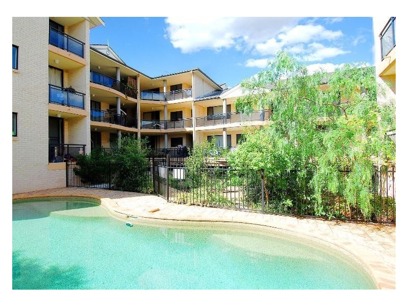 2/37 Good Street, Westmead NSW 2145