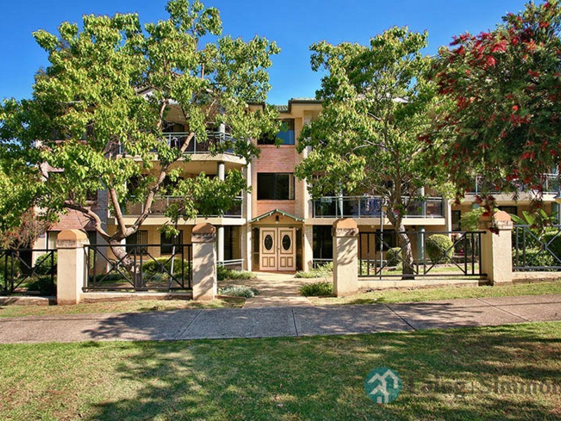 27/3-5 Marsden Street, Granville NSW 2142