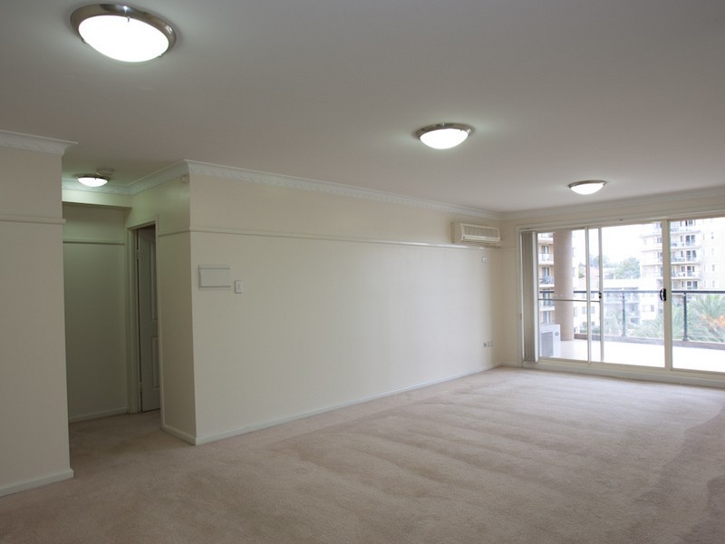 509/91-101A Bridge Road, Westmead NSW 2145