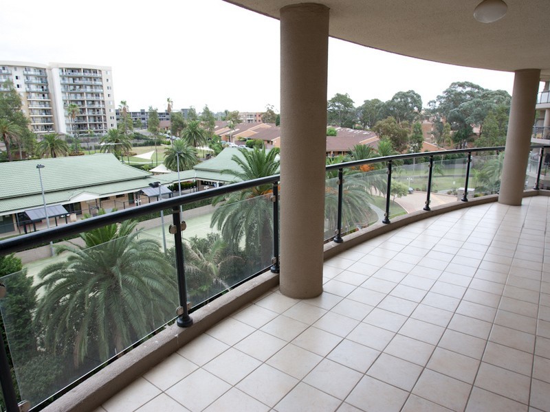 509/91-101A Bridge Road, Westmead NSW 2145