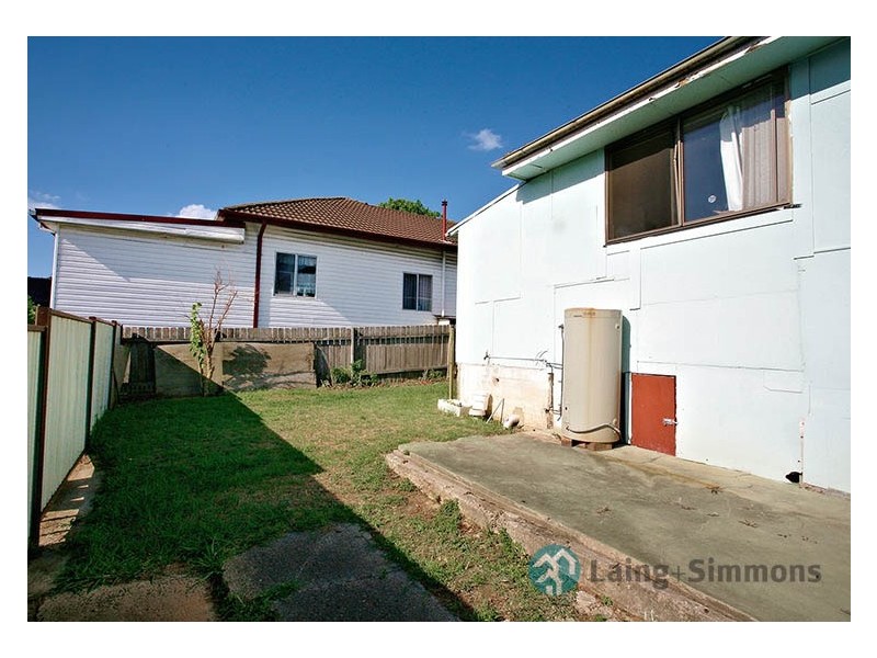 102 Bennalong Street, Merrylands NSW 2160