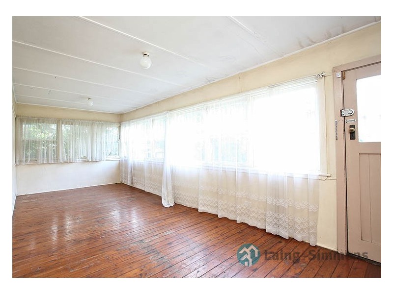 5 Bernard Street, Westmead NSW 2145